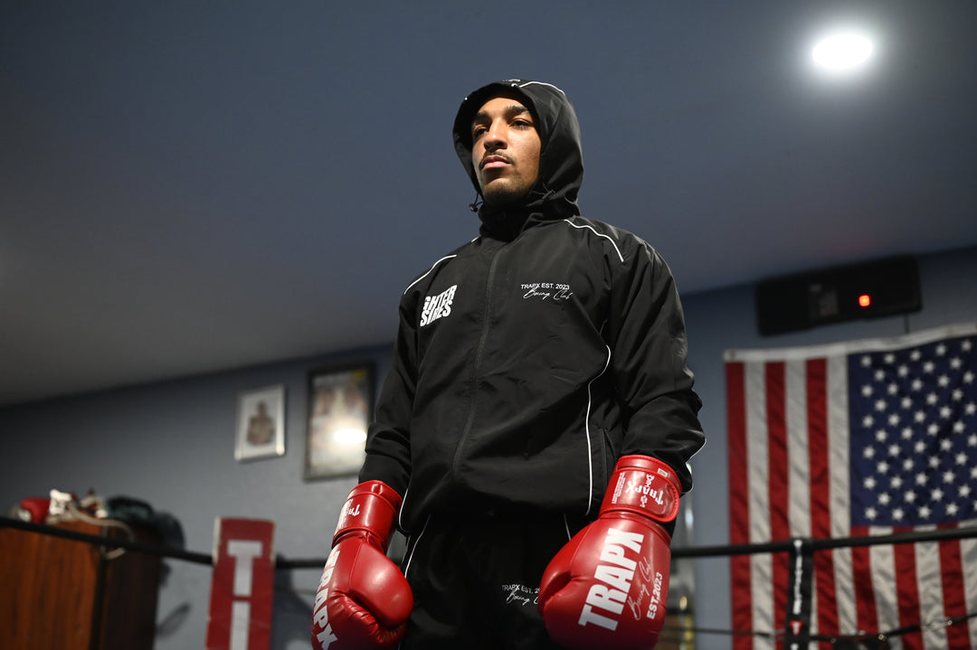 FIGHTER DESIRES BOXING GLOVES