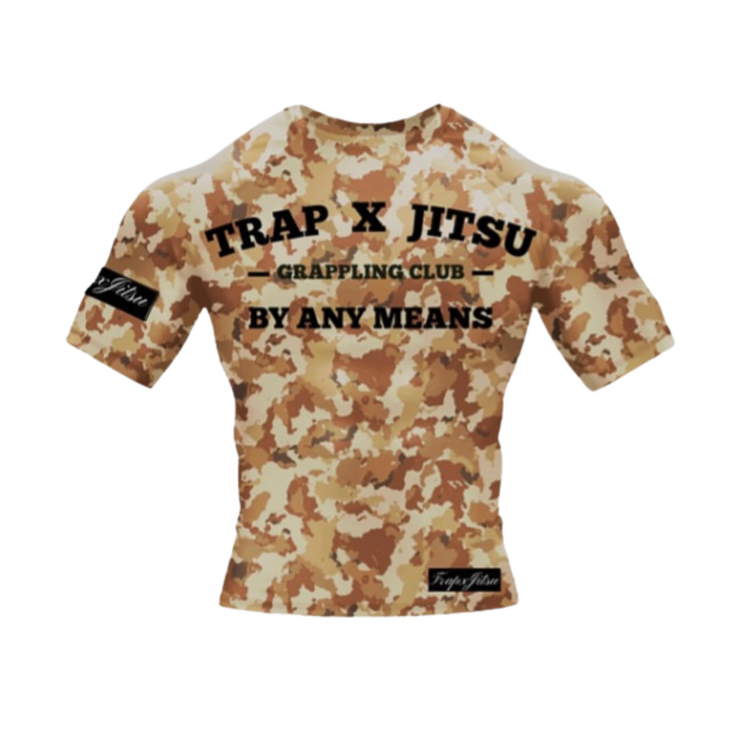 DESERT CAMO SHORT SLEEVE RASHGUARD