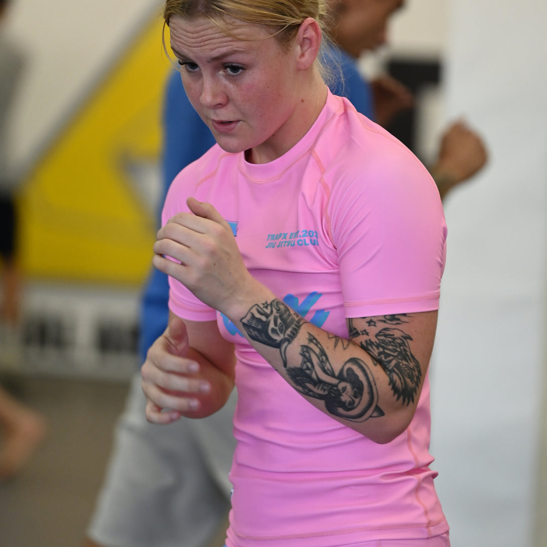305 VICE WOMEN'S SHORT SLEEVE RASHGUARD - PINK