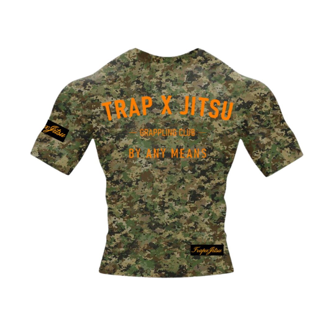 HUNTER’S CAMO SHORT SLEEVE RASHGUARD