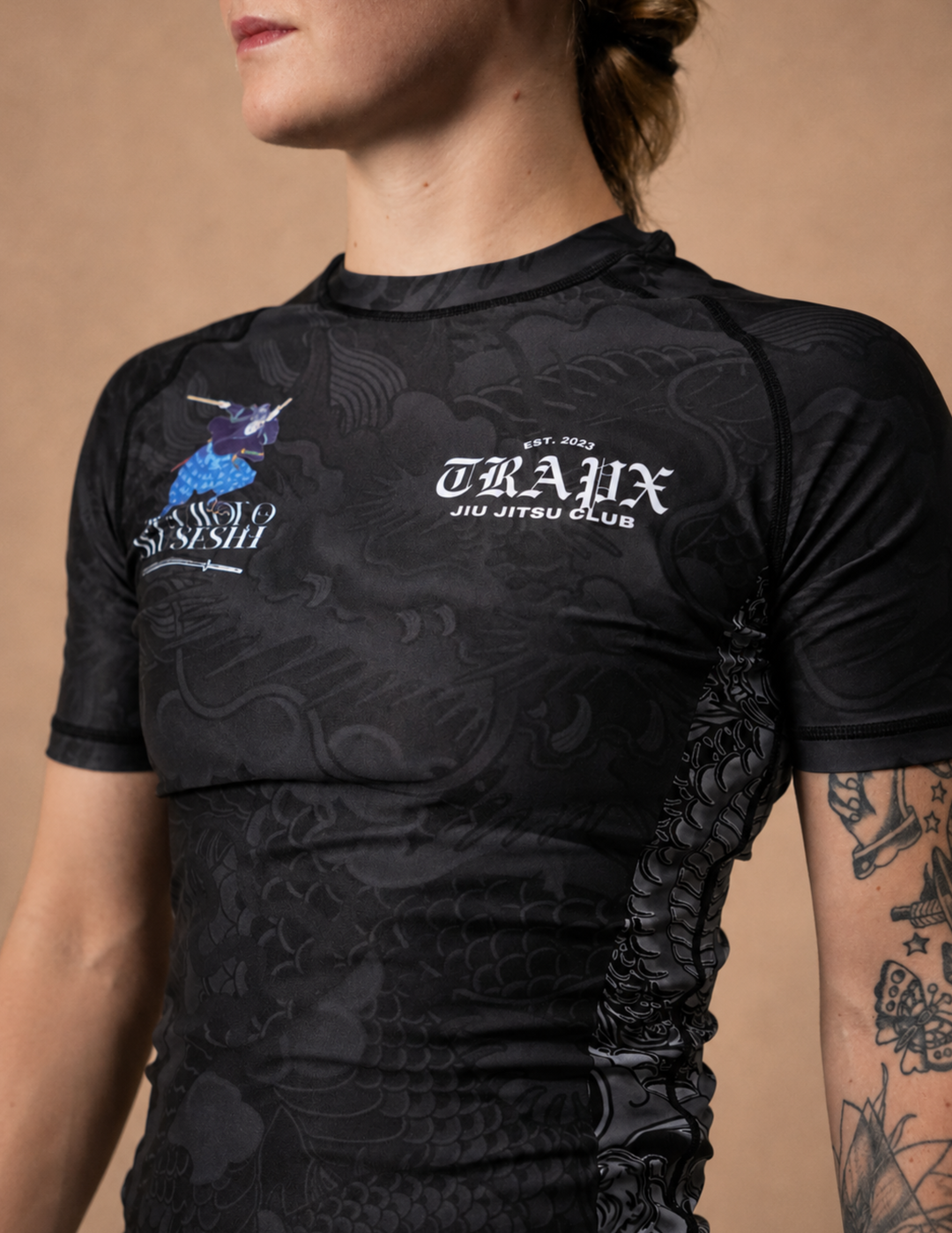 MUSASHI WOMEN'S SHORT SLEEVE RASHGUARD