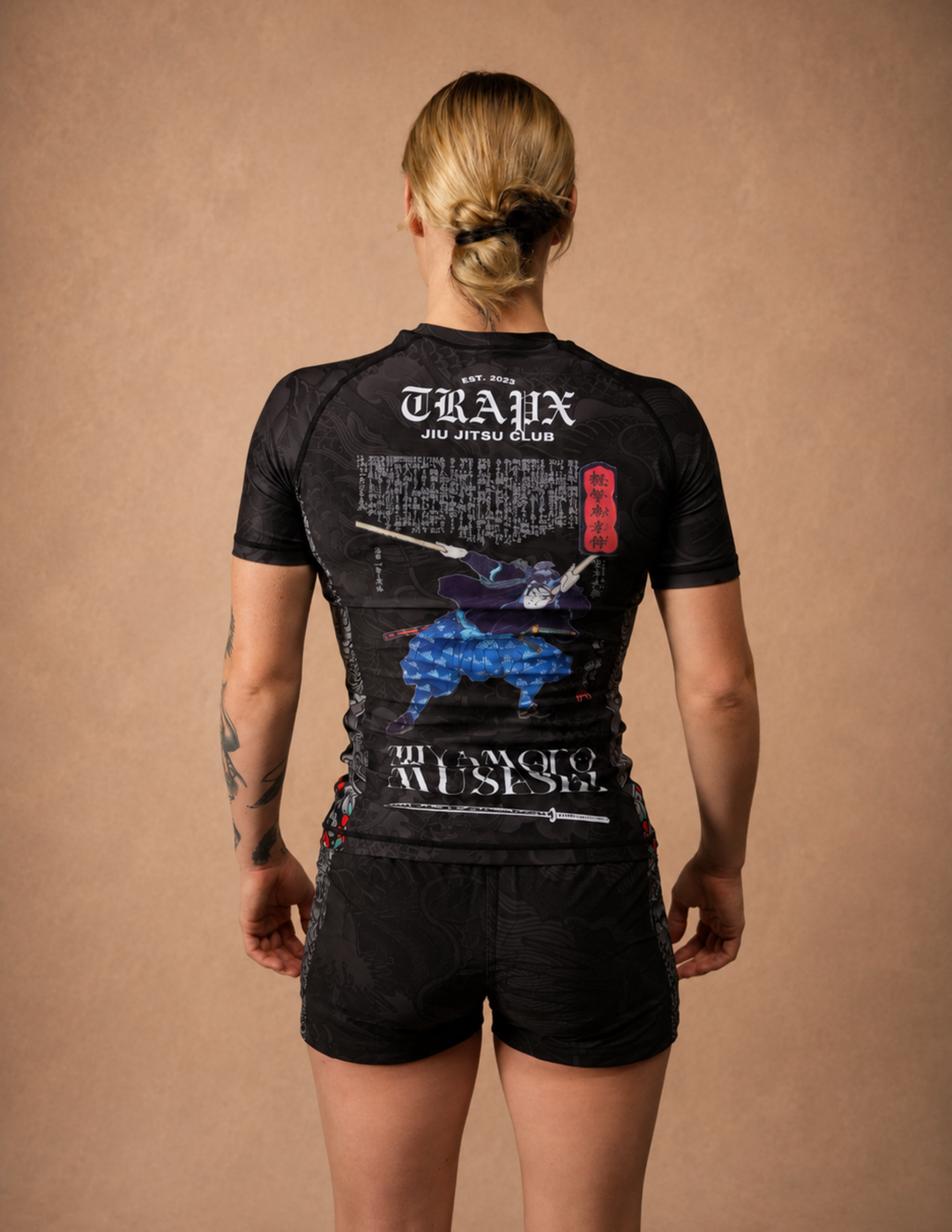 MUSASHI WOMEN'S SHORT SLEEVE RASHGUARD