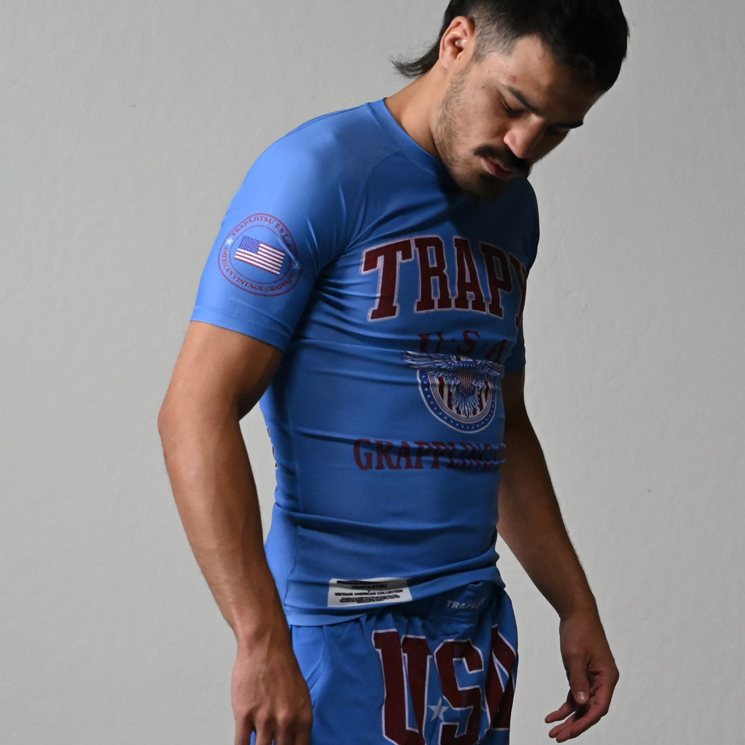 USA VINTAGE SHORT SLEEVE RASHGUARD - BLUE