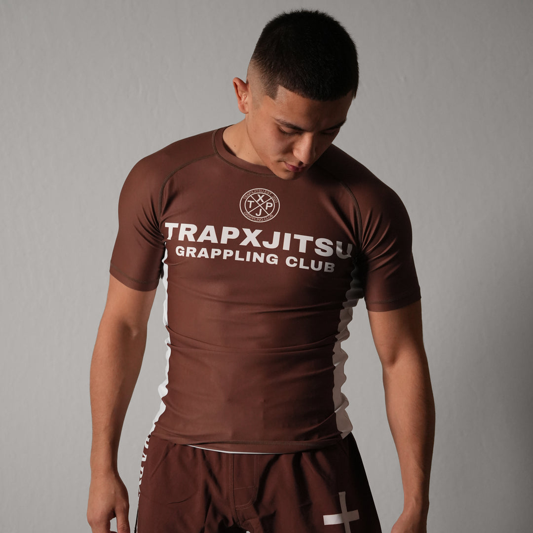JIU JITSU & JESUS RANKED SHORT SLEEVE RASHGUARD - BROWN