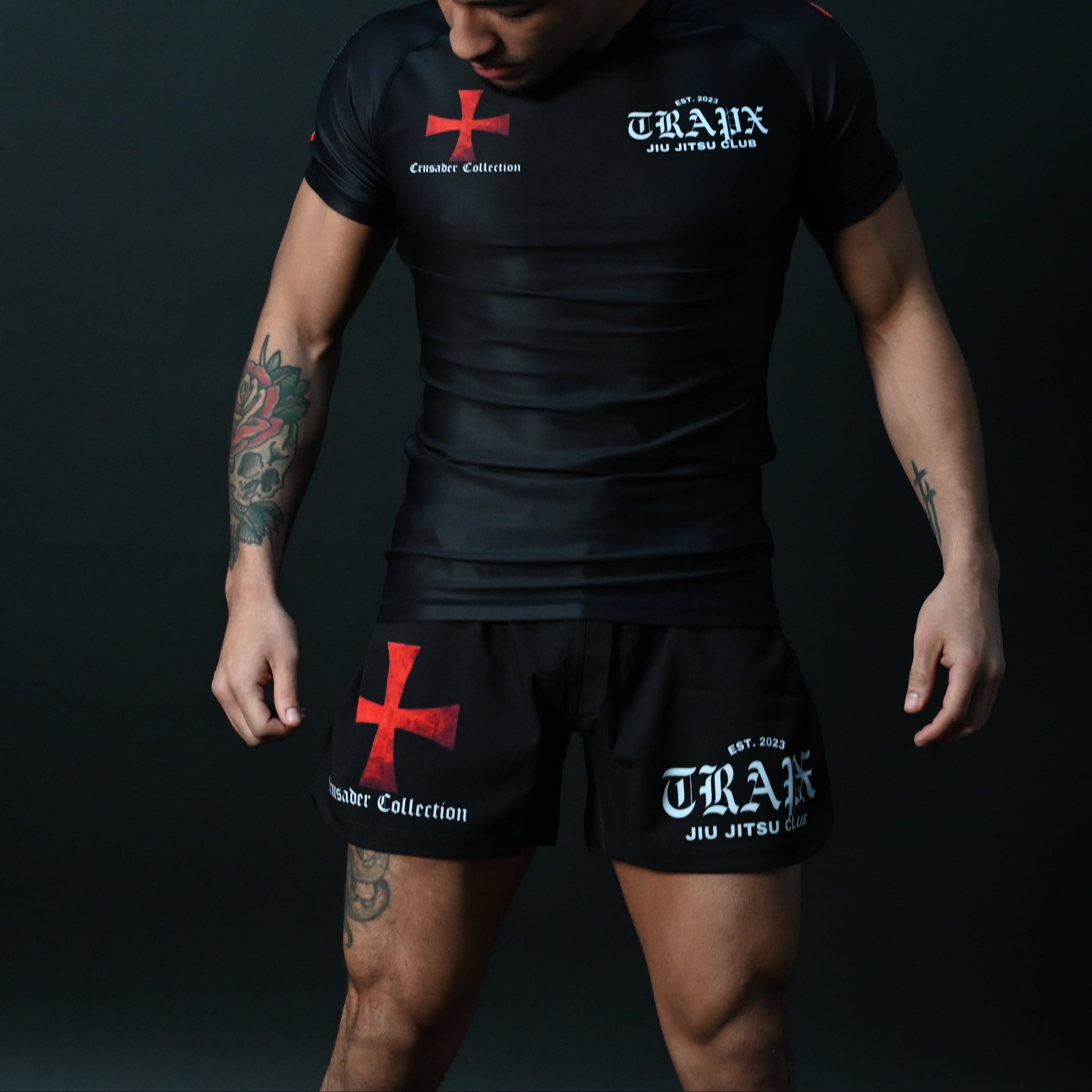 CRUSADER CROSS SHORT SLEEVE RASHGUARD - BLACK – TrapxJitsu