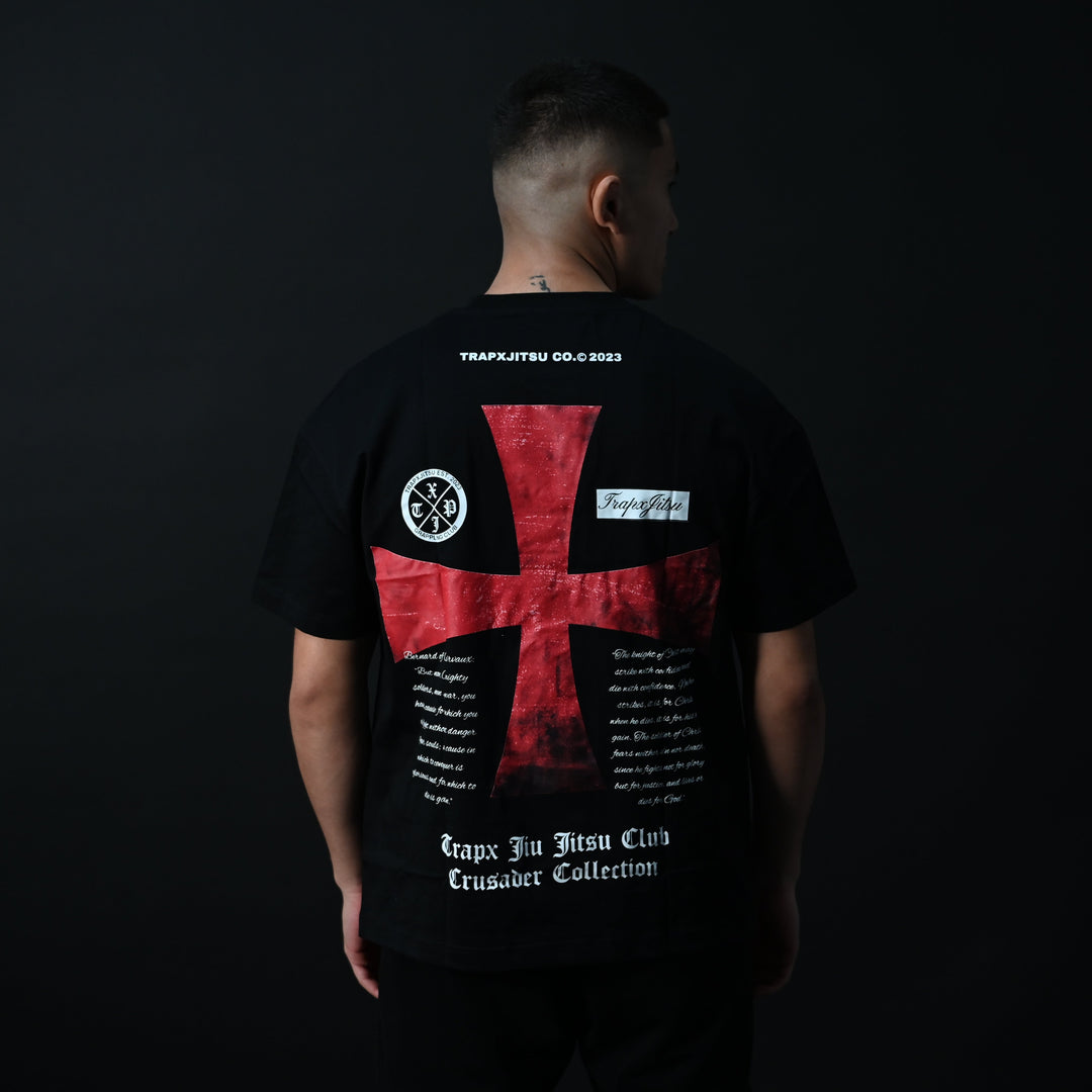 CRUSADER CROSS OVERSIZED T-SHIRT - BLACK