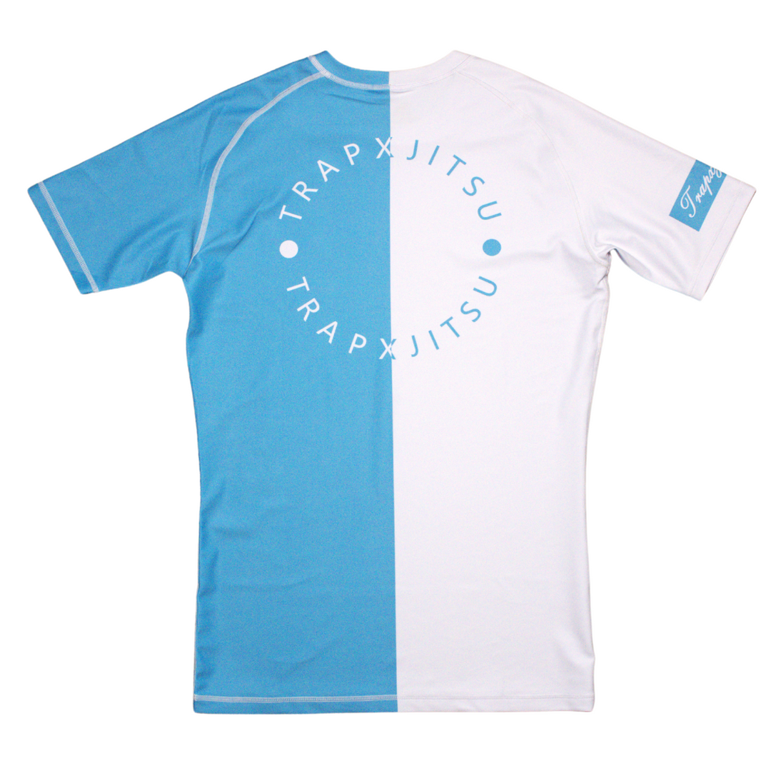 POWDER BLUE V2 SHORT SLEEVE RASHGUARD