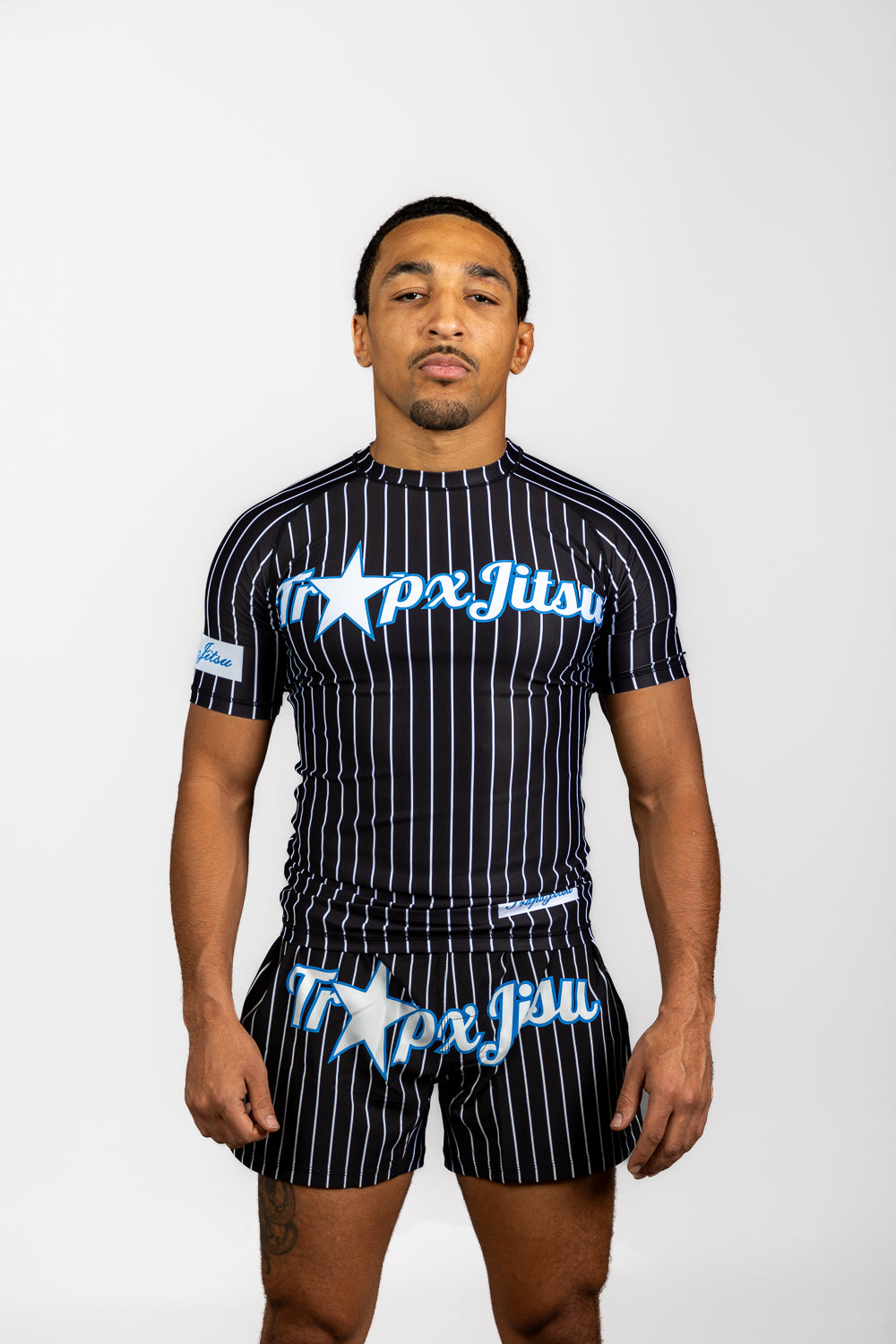 PLAY MAKER SHORT SLEEVE RASHGUARD