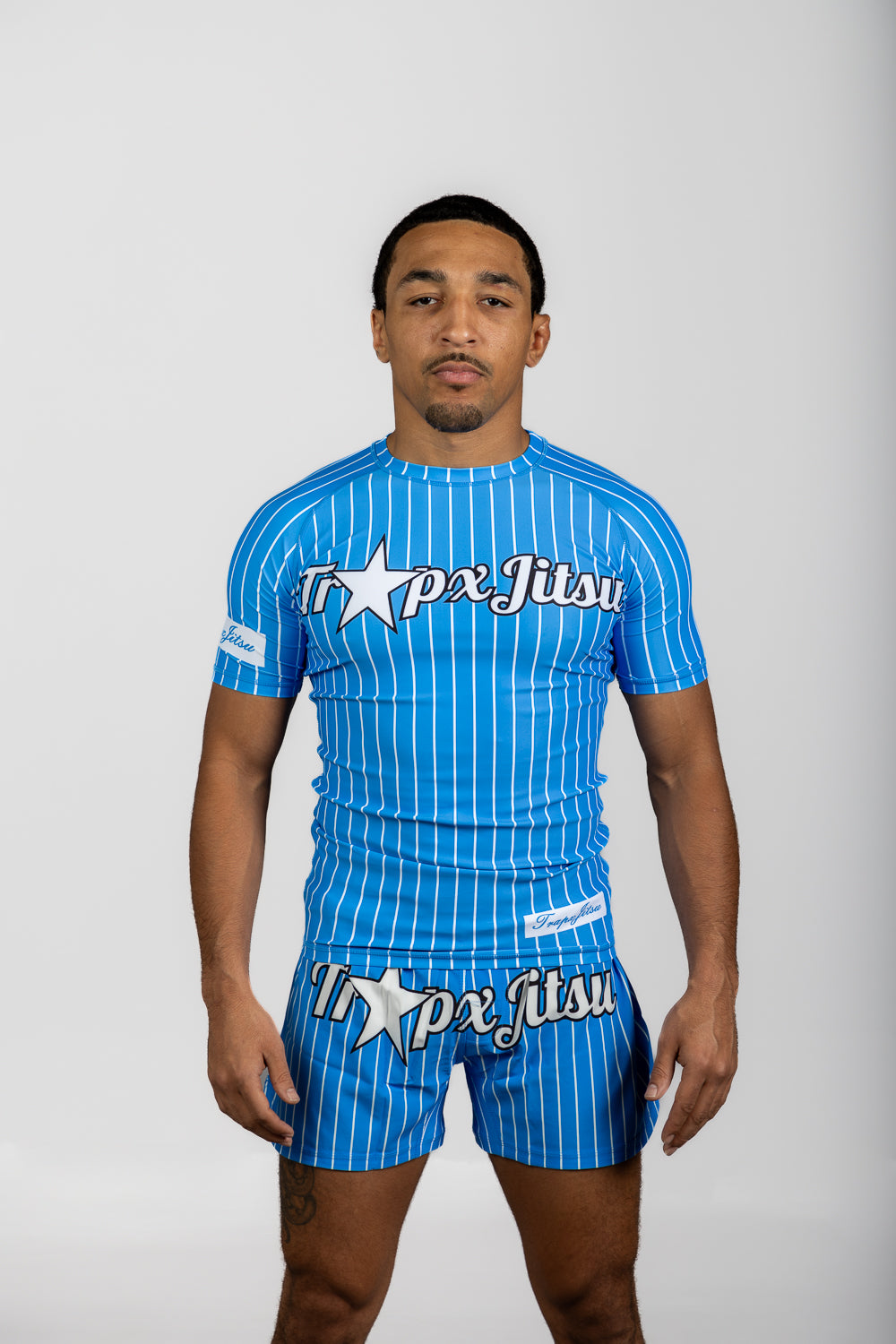 PLAY MAKER V2 SHORT SLEEVE RASHGUARD