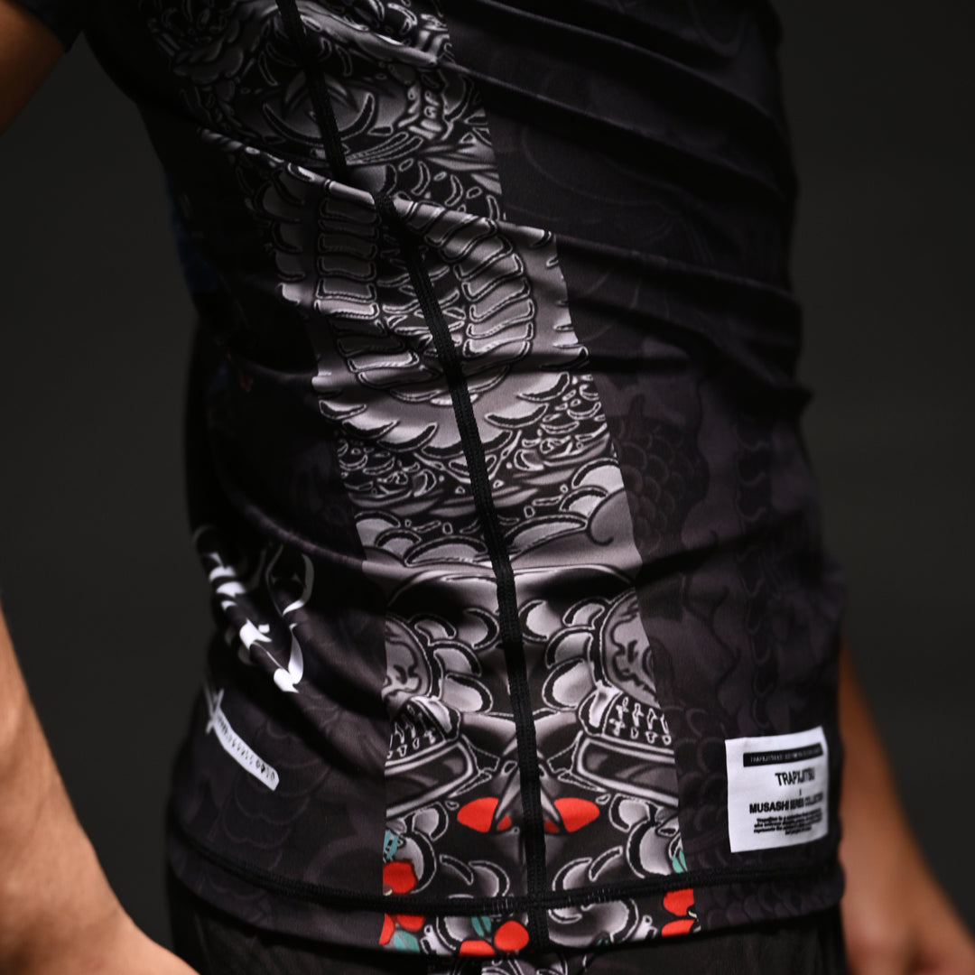 MUSASHI SHORT SLEEVE RASHGUARD - BLACK