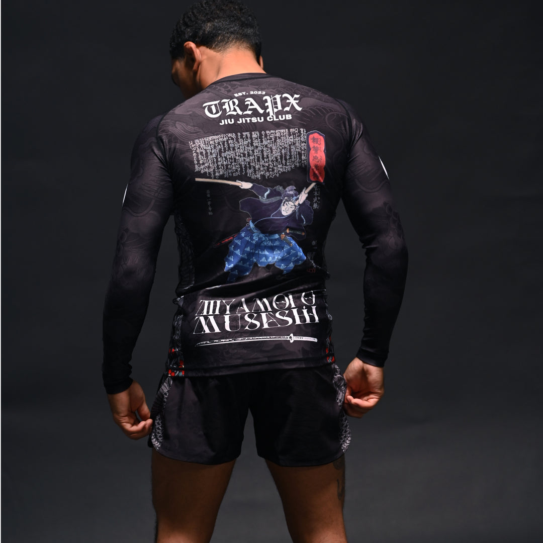 MUSASHI LONG SLEEVE RASHGUARD - BLACK