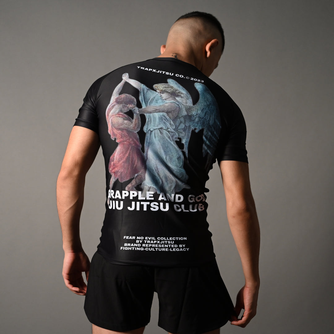 GRAPPLE & GOD SHORT SLEEVE RASHGUARD - BLACK